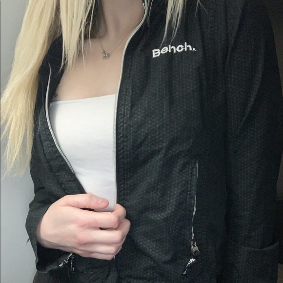 Bench Jacket - Picture 3 of 5